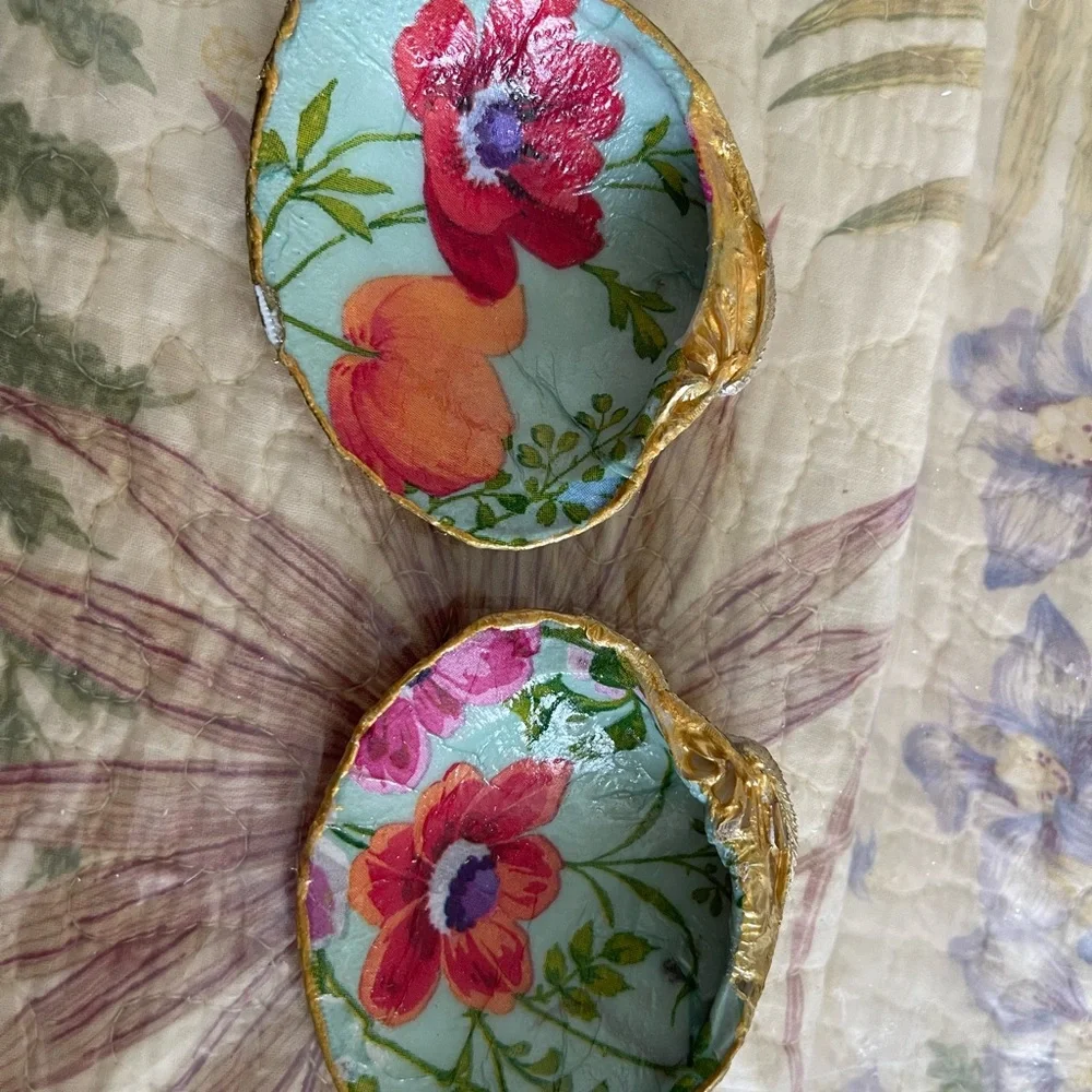 Shell trinkets - Picture 16 of 16